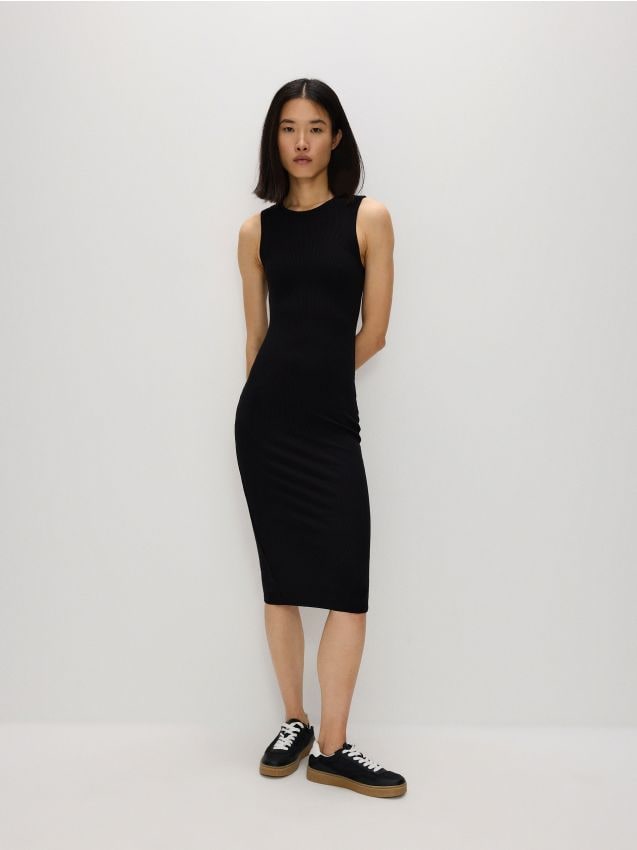 Dress with cut-out details - RESERVED