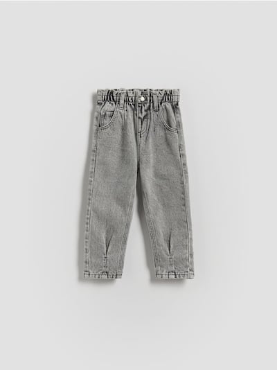 Baggy jeans