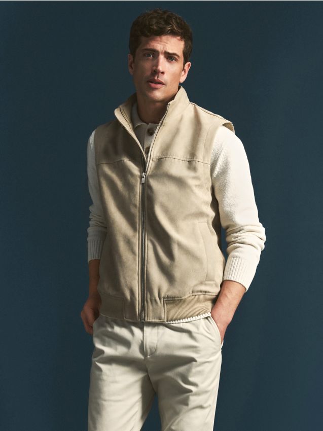 Vest with stand up collar - RESERVED