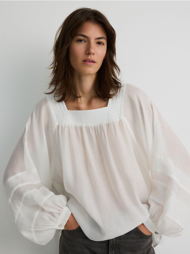 Transparante blouse met hoog viscosegehalte - RESERVED