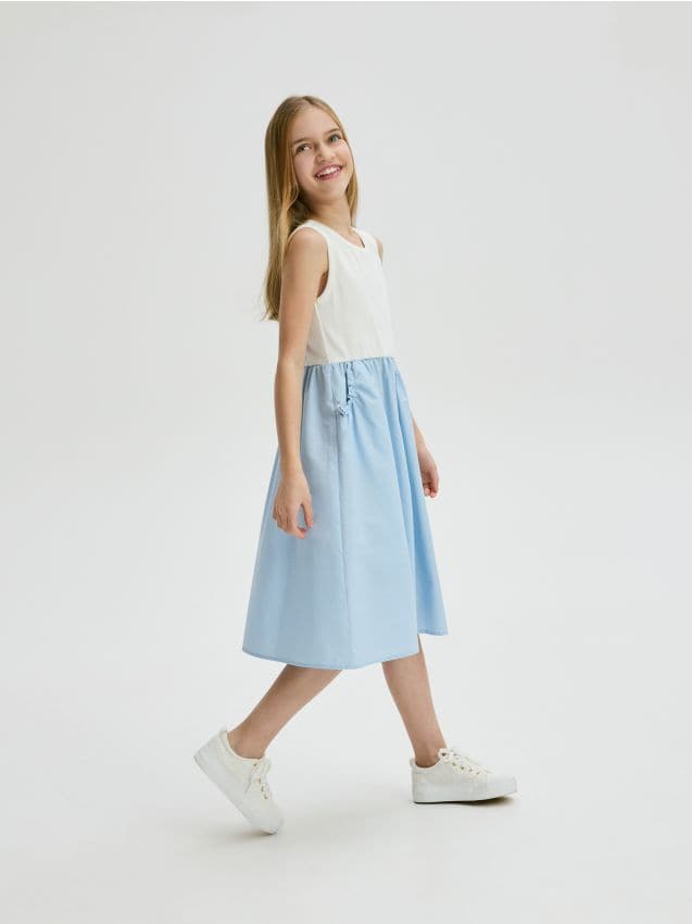 Kleid aus Materialmix - RESERVED