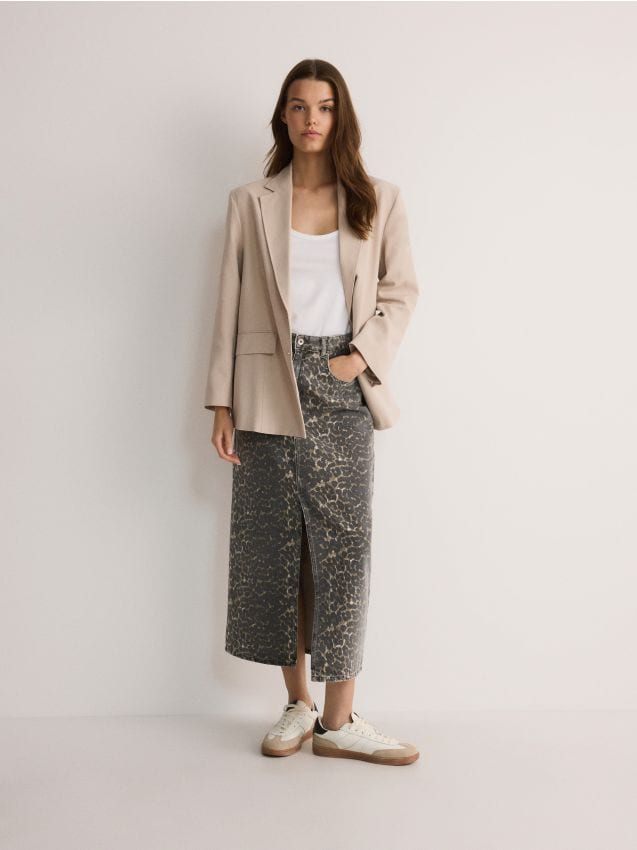 Oversized viscose rich blazer with cotton blend - RESERVED