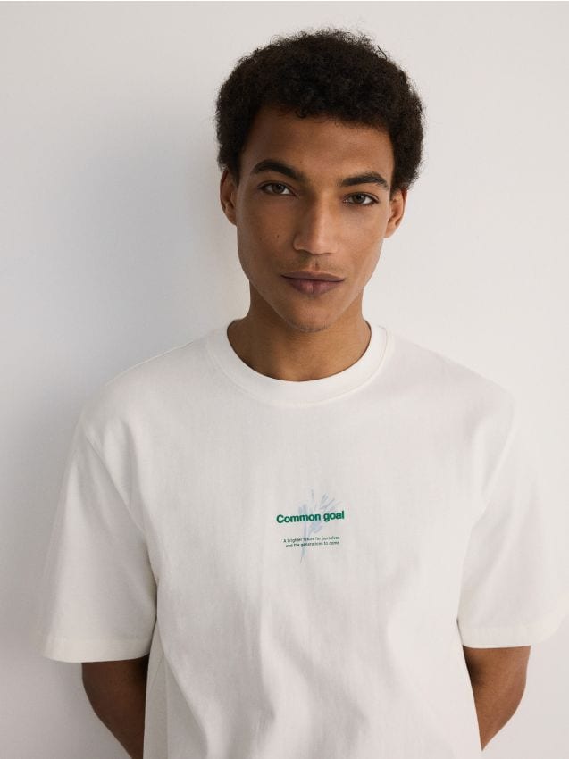 Reserved - tricou cu croială regular și imprimeu - crem