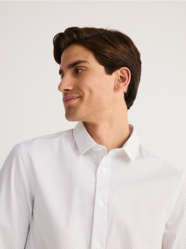 Bomuldsskjorte i slim fit - RESERVED