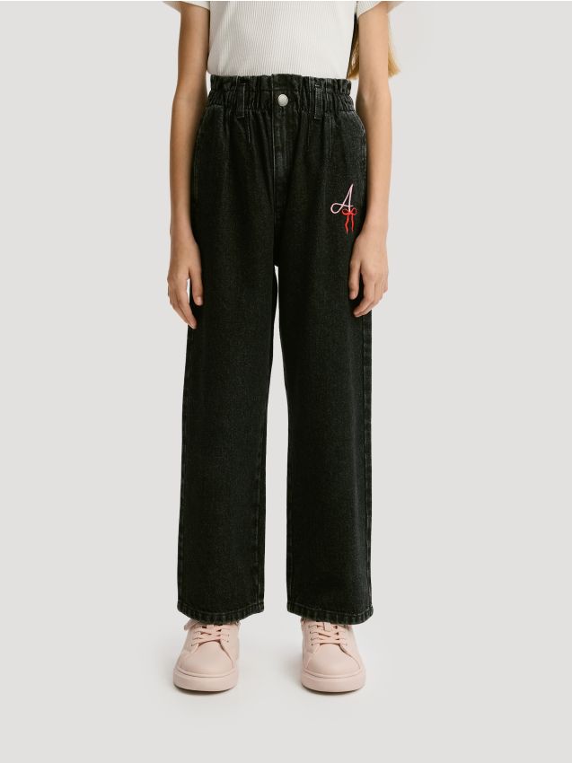 Reserved - Blugi baggy cu detaliu brodat - negru