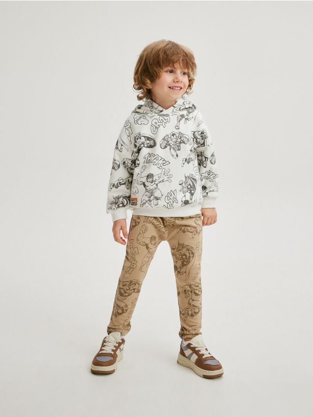 Reserved - boys` sweatshirt - crem