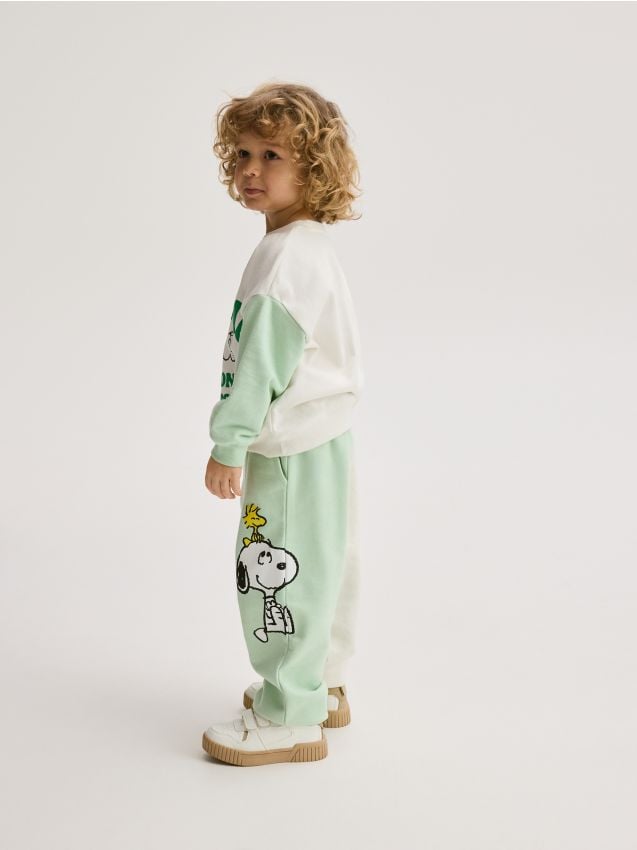 BOYS` JOGGING TOP & TROUSERS - RESERVED