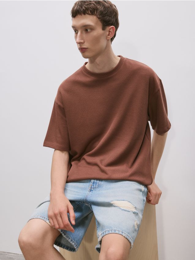 Reserved - men`s t-shirt - maro