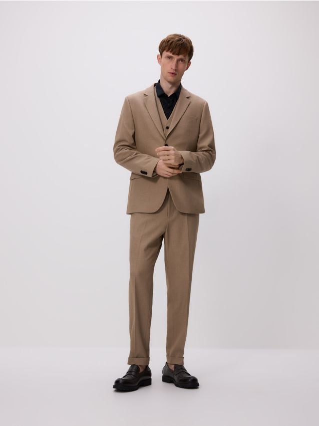 Blazer i regular fit med viskoseblanding - RESERVED