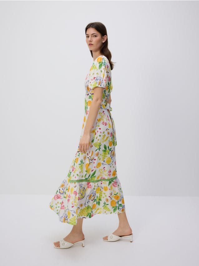 Robe en viscose avec imprimé original - RESERVED