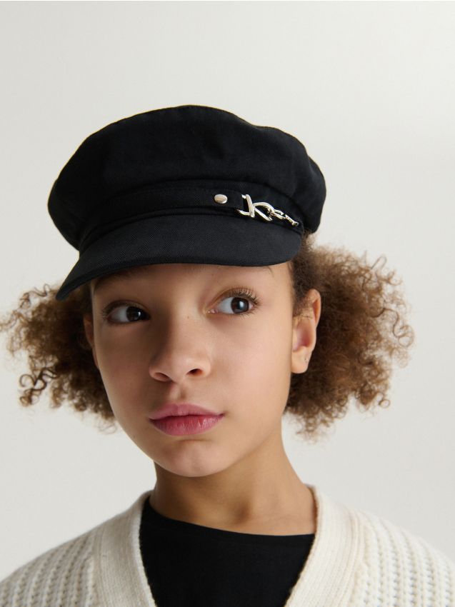 Flat cap with decorative snap hook - RESERVED
