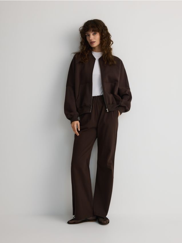 Spodnie dresowe flare - RESERVED
