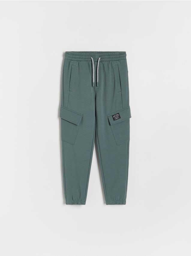 Reserved - pantaloni jogger cu buzunare cargo - verde-maroniu