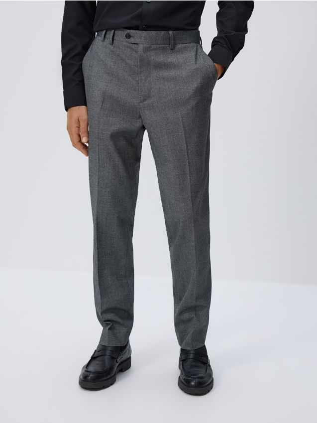 Reserved - Pantaloni clasici cu dungă plisată - negru