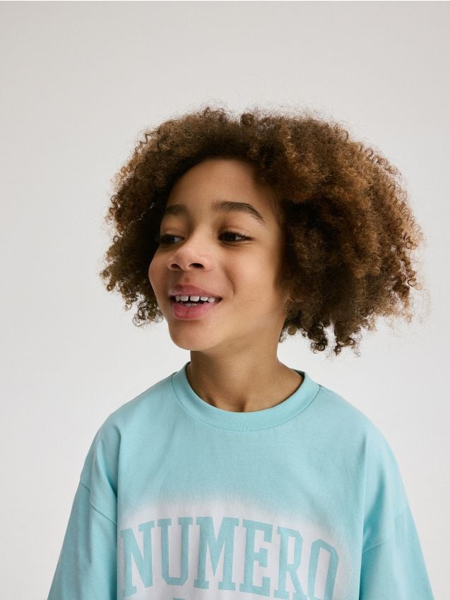 Reserved - tricou oversized din bumbac - albastru-pal