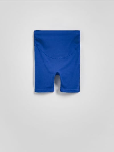 Seamless cycling shorts with wide waistband