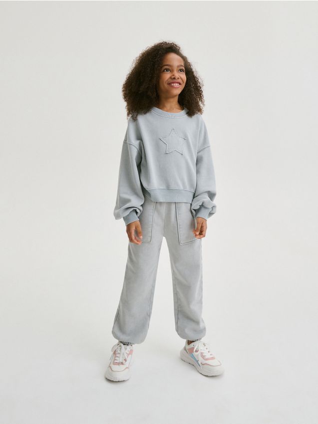 Hoodies and sweatshirts for girls hotsell