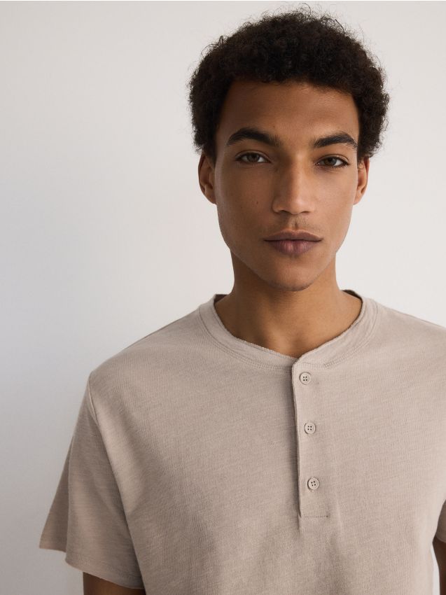 Reserved - tricou henley din bumbac - bej
