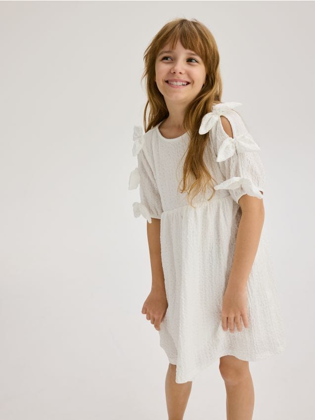 Kleid mit Schleifen - RESERVED