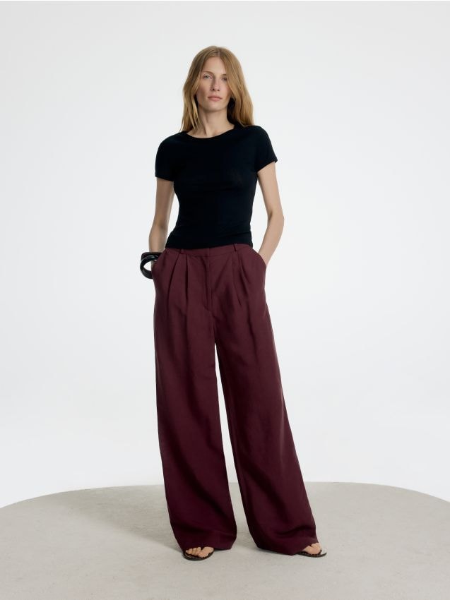 T-shirt i slim fit i bomuld - RESERVED