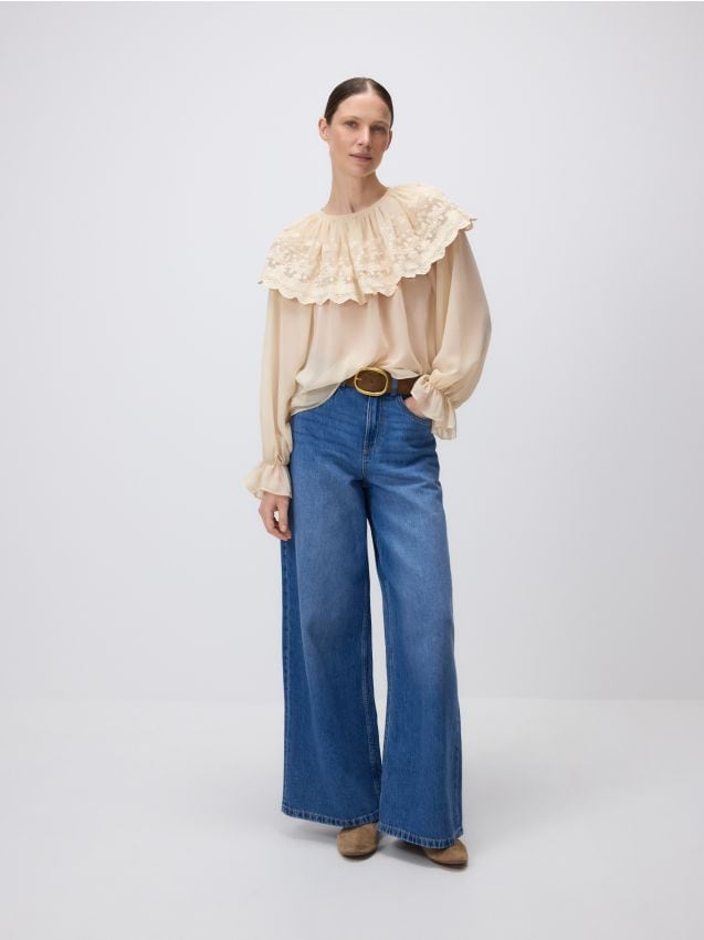 Blouse with decorative collar - RESERVED