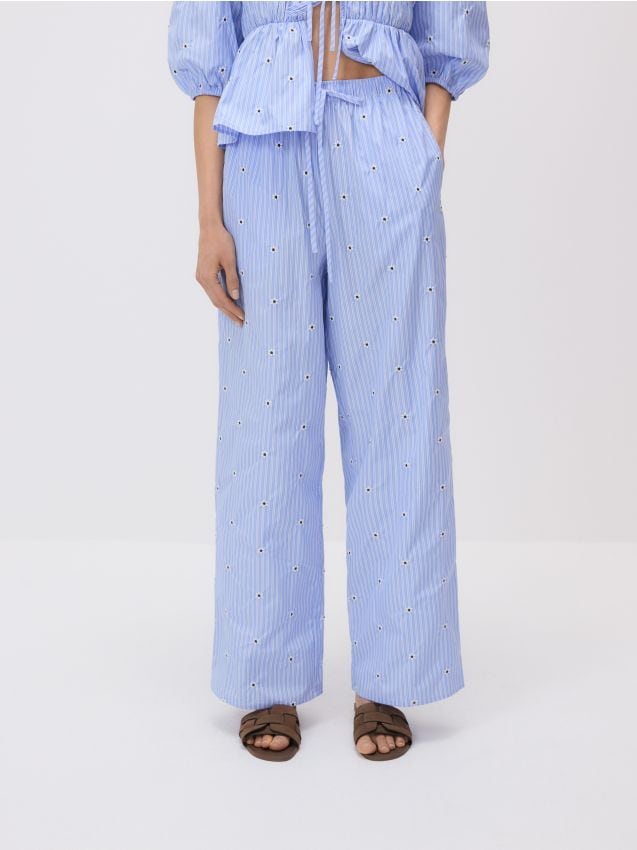 LADIES` TROUSERS - RESERVED