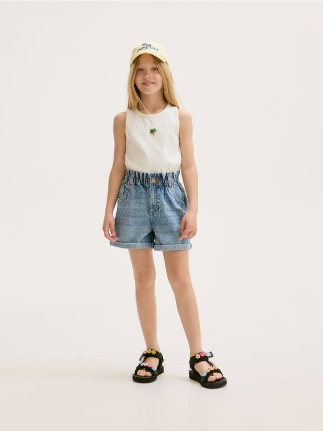Top with appliqué - RESERVED
