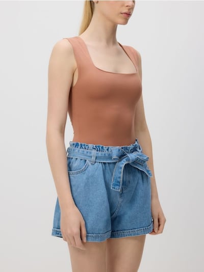 Farmerke šorts paperbag sa pojasom
