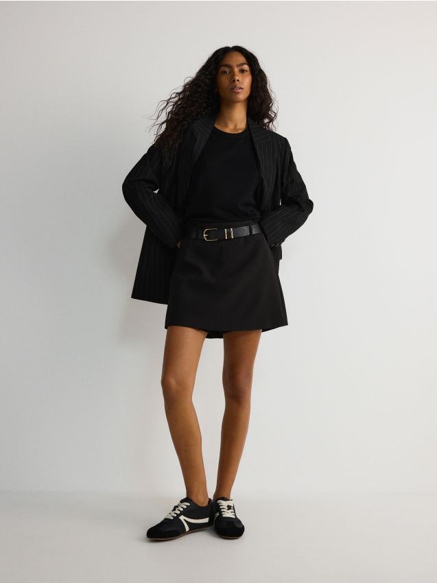 Skort med bælte - RESERVED