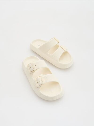 Sliders med spænder