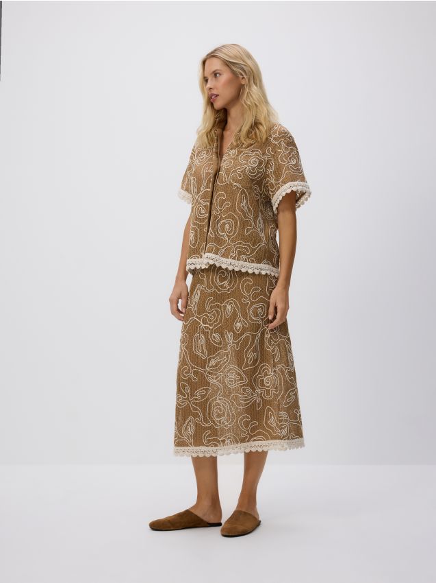 Embroidered skirt - RESERVED