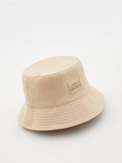 Bucket hat with patch