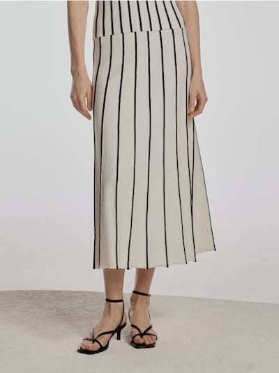 LADIES` SKIRT