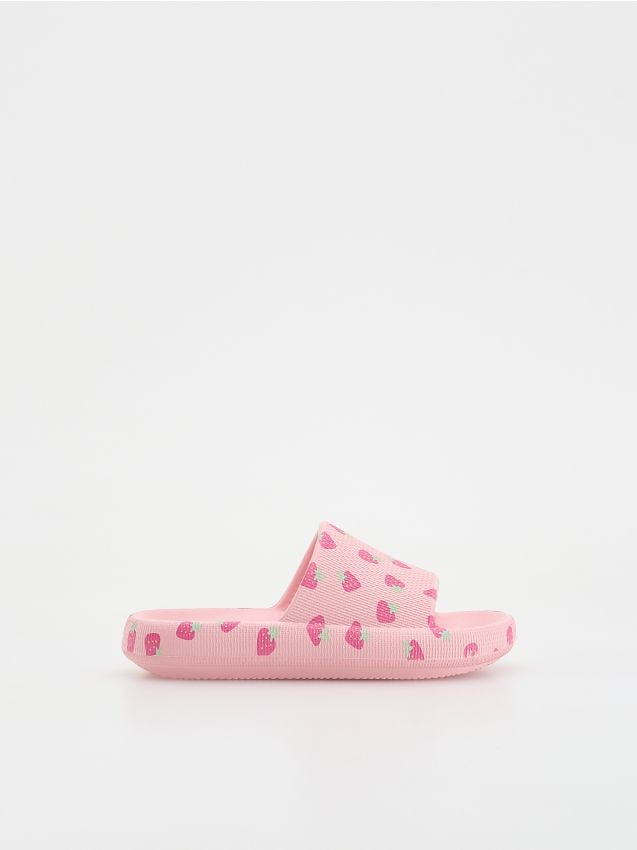 Patterned flip flops