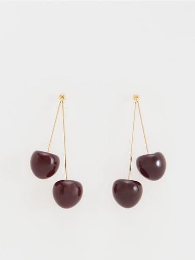 Dangle earrings