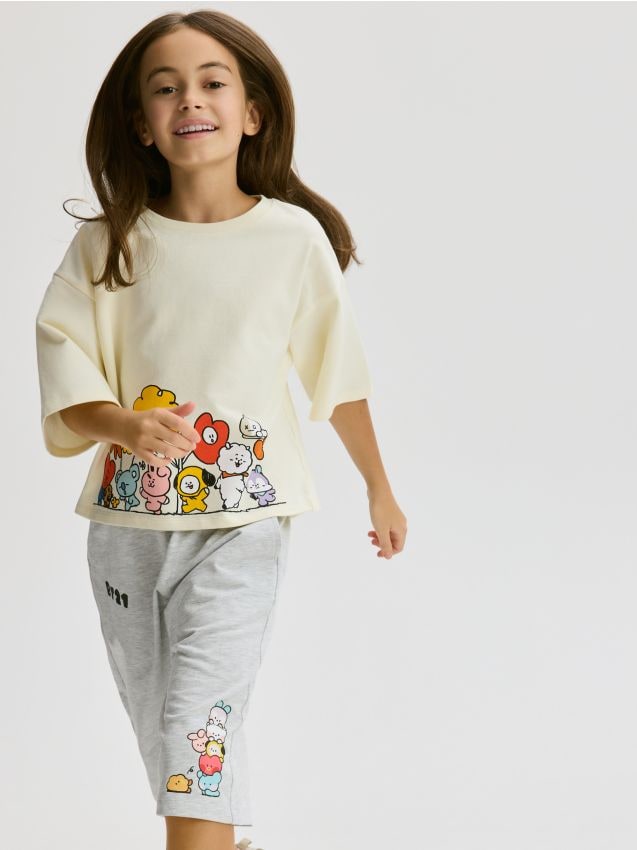 GIRLS` T-SHIRT - RESERVED