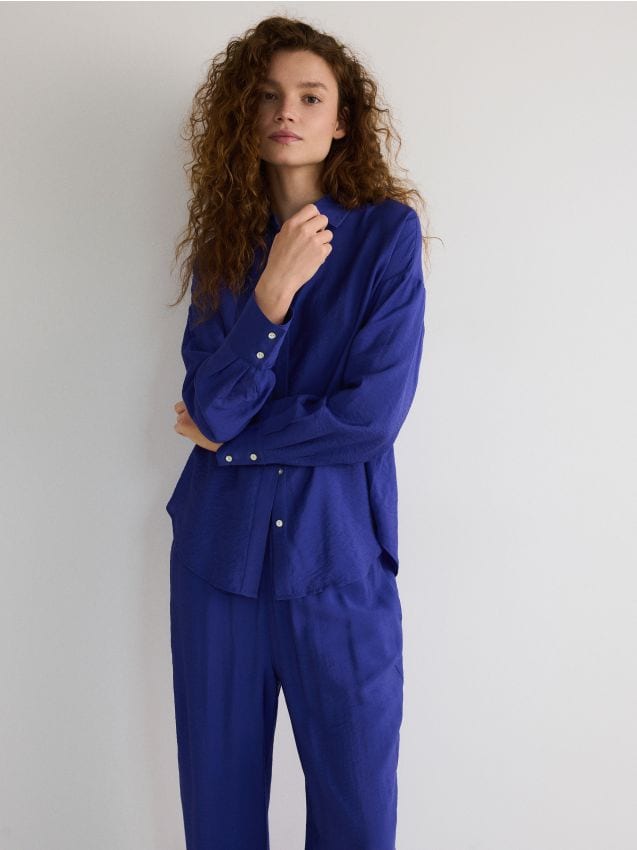 Chemisier oversize en viscose majoritaire - RESERVED