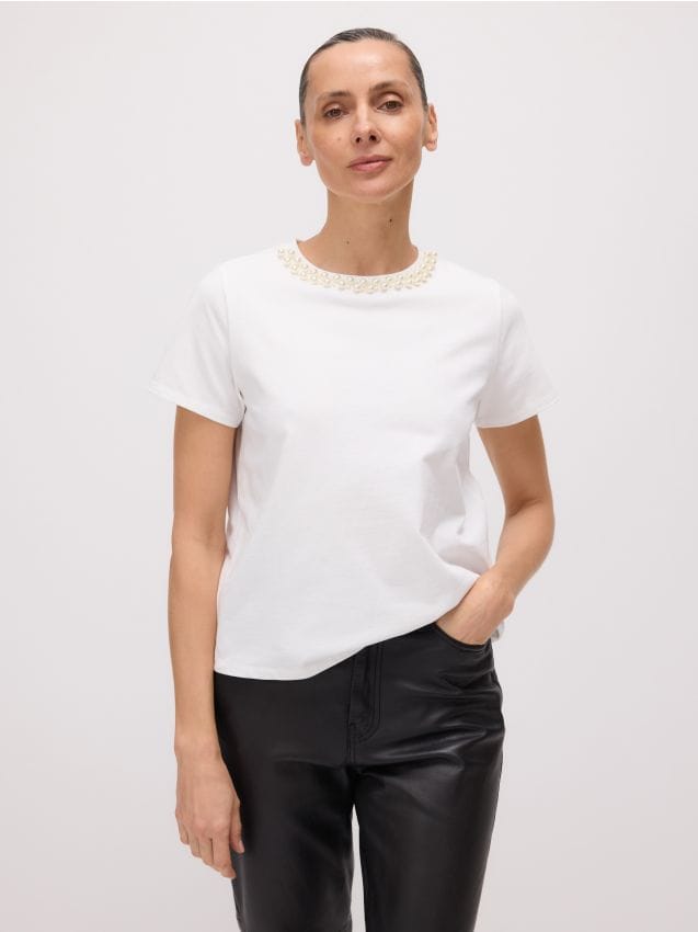 LADIES` T-SHIRT - RESERVED