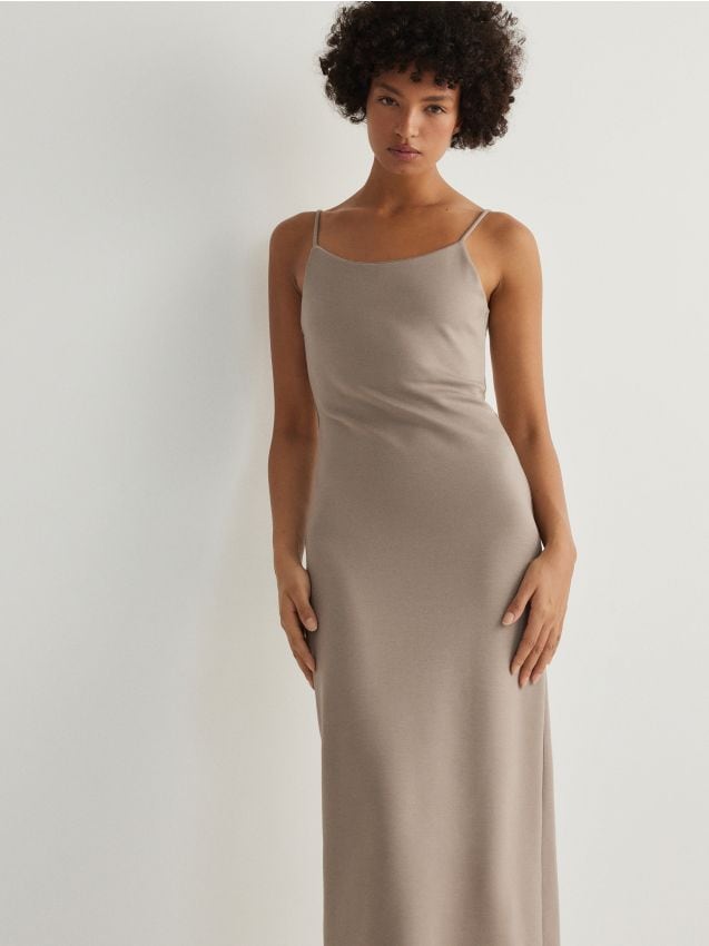 Reserved - rochie midi din tricot - bej