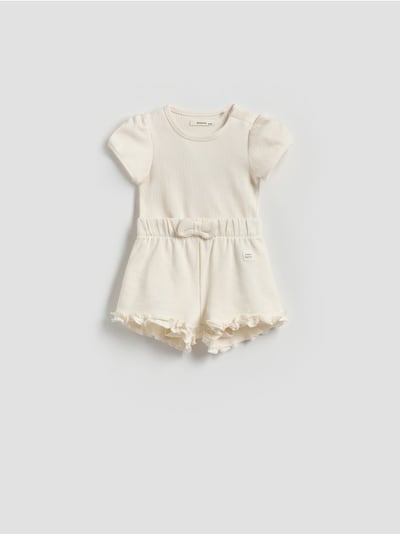 BABIES` BODY SUIT & SHORTS