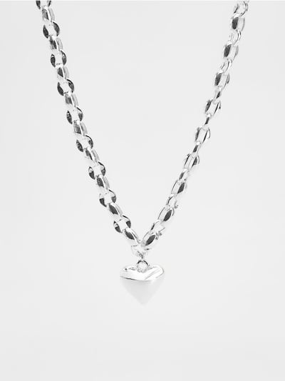 Silver-plated choker with heart-shaped pendant