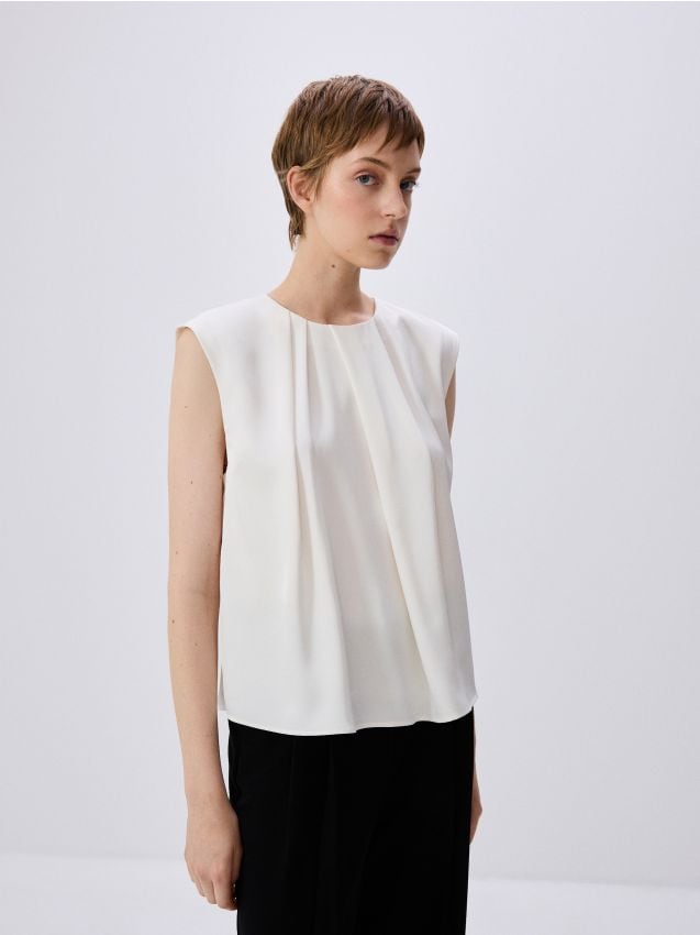 Reserved - Top cu pliuri decorative - crem
