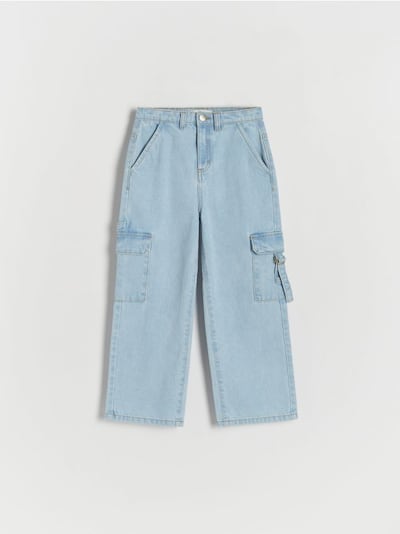 Jeans i wide leg-modell med cargofickor