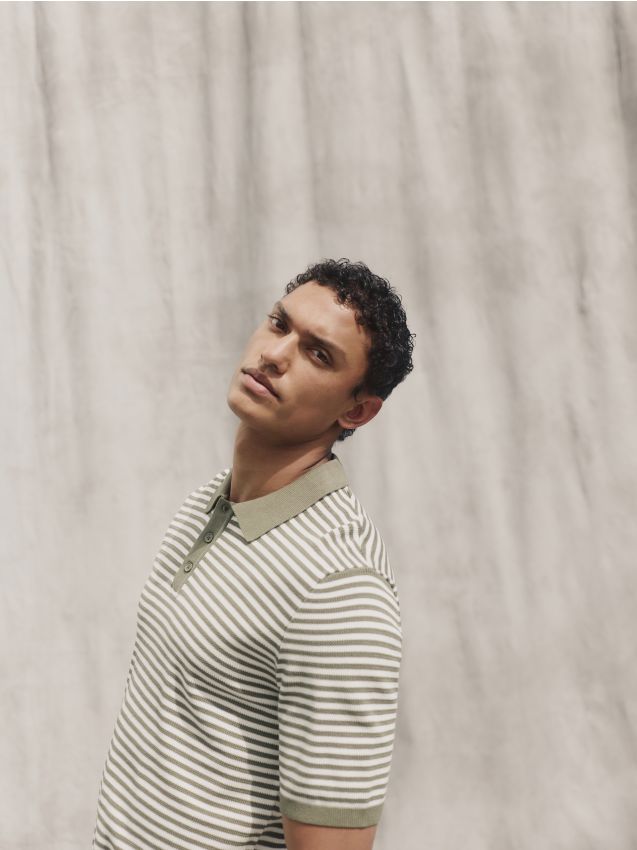 Polosweater met een hoog viscosegehalte - RESERVED