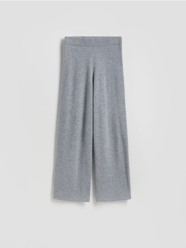 LADIES` TROUSERS - RESERVED