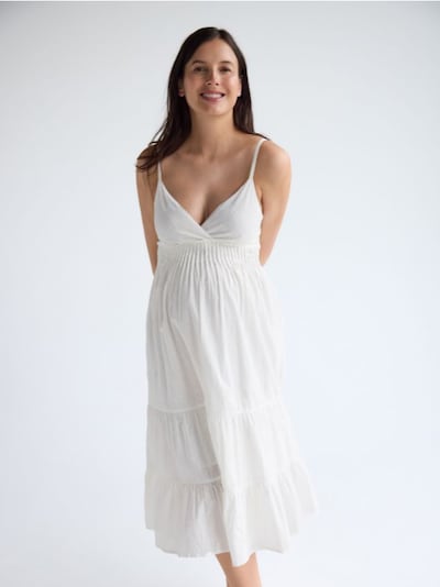 Kleid mit Lochstickerei am Saum