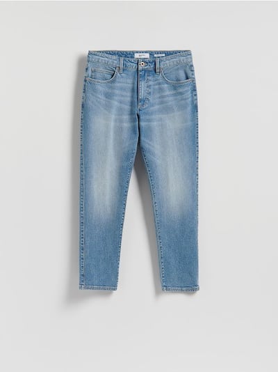 Relaxed straight jeans