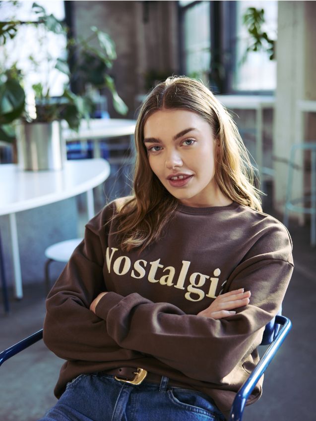 Katoenen sweater met borduursel - RESERVED