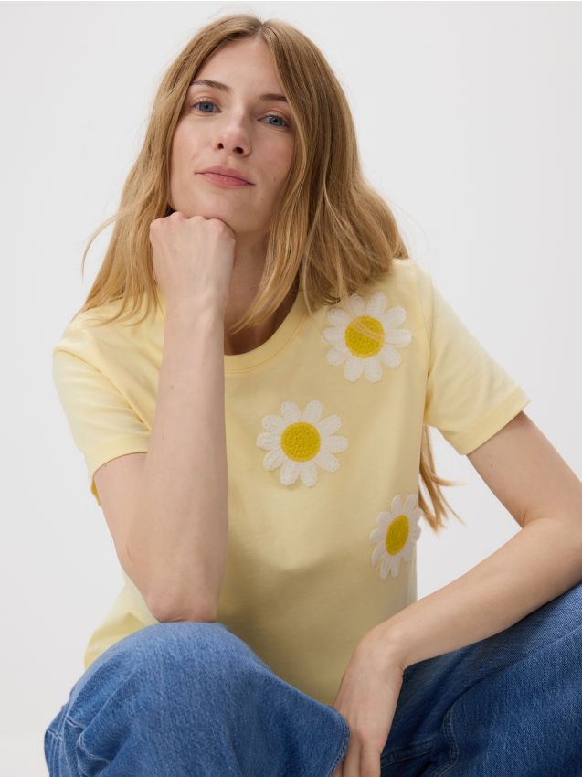 LADIES` T-SHIRT - RESERVED