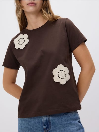 LADIES` T-SHIRT